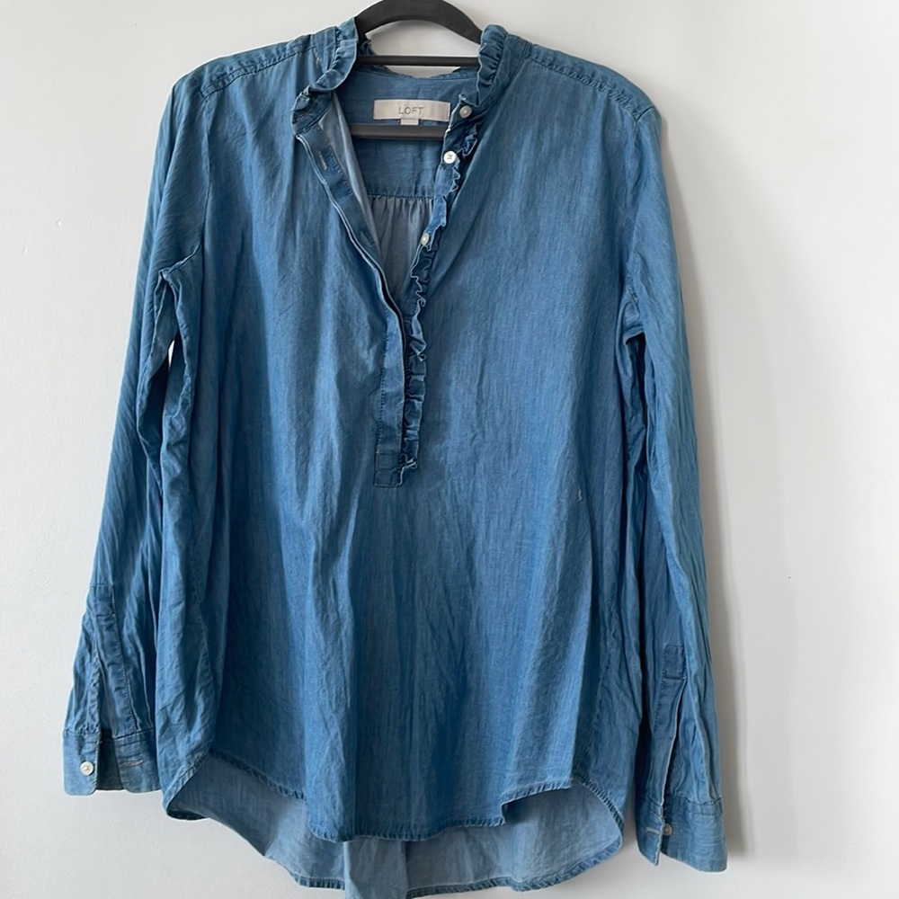 LAST DAY DEC. 10 
MOVING. CLOSE OUT. COTTON SHIRT